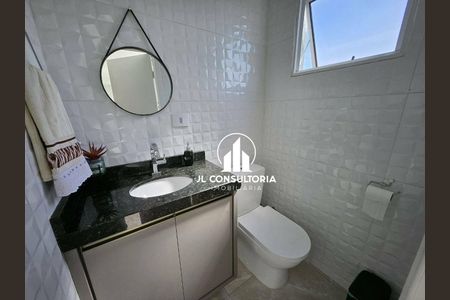 26_photo/94dcfb0a83.f59e4d6fcd9f41bb-ATLAS-94dbe1f1-37fe-4565-9548-ac2a9808ebd7.jpg de casa à venda com 3 quartos, 240m² em Xaxim, Curitiba