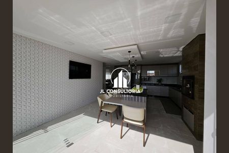 3_photo/94dcfb0a83.f59e4d6fcd9f41bb-ATLAS-aa5a0b7d-fd7c-4411-bca1-79c9498d1c98.jpg de casa à venda com 3 quartos, 240m² em Xaxim, Curitiba