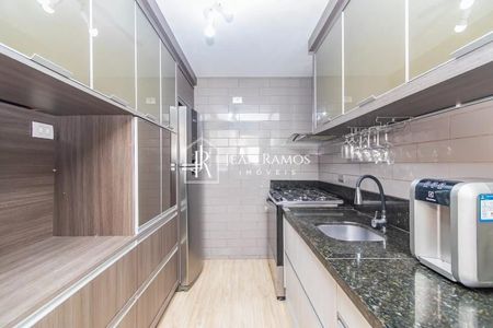 9_photo/94dcfb0a85.f861ecc718bdcbd7-ATLAS-38f5efc1-344a-4bcf-8378-1cd10f441a63.jpg de casa à venda com 3 quartos, 144m² em Xaxim, Curitiba