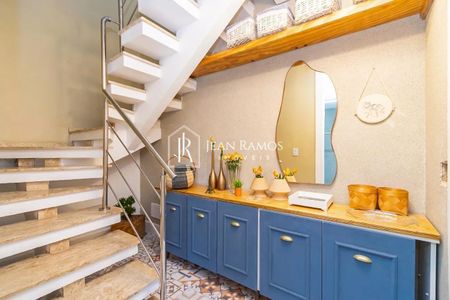 8_photo/94dcfb0a85.f861ecc718bdcbd7-ATLAS-5af05103-82ec-4607-8da5-ebe1c02209af.jpg de casa à venda com 3 quartos, 144m² em Xaxim, Curitiba