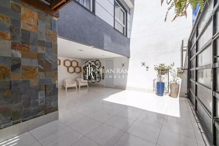 5_photo/94dcfb0a85.f861ecc718bdcbd7-ATLAS-979256ab-ae17-4e7e-8fda-19c4f95fd23b.jpg de casa à venda com 3 quartos, 144m² em Xaxim, Curitiba