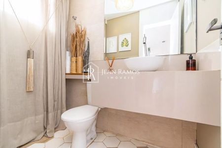 4_photo/94dcfb0a85.f861ecc718bdcbd7-ATLAS-bb6309ca-acb3-4a82-bccc-b5bad89ad90b.jpg de casa à venda com 3 quartos, 144m² em Xaxim, Curitiba