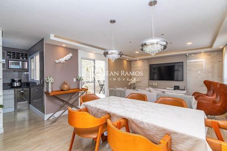 2_photo/94dcfb0a85.f861ecc718bdcbd7-ATLAS-cbeef089-896b-4781-b4a6-3bde4537736f.jpg de casa à venda com 3 quartos, 144m² em Xaxim, Curitiba