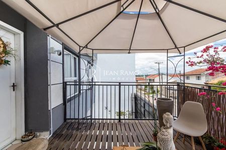 35_photo/94dcfb0a85.f861ecc718bdcbd7-ATLAS-dc2e958d-affa-4df1-a6f7-2e2b45bf0f78.jpg de casa à venda com 3 quartos, 144m² em Xaxim, Curitiba