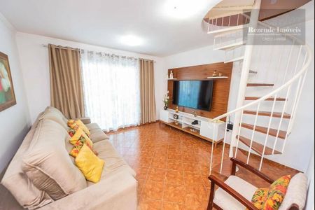 3_photo/94dcfb0acb.27d067872732db70-ATLAS-cfa18057-82f2-49d7-abf6-6a2c663fc2ba.jpg de casa à venda com 4 quartos, 235m² em Xaxim, Curitiba