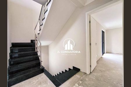 25_photo/94dcfb0afb.42fc04046762a4be-ATLAS-26a1c0ba-a8e5-4806-97df-53c8e6822638.jpg de casa à venda com 3 quartos, 140m² em Xaxim, Curitiba