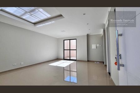 6_photo/94dcfb0b03.177cb1add9b9af4b-ATLAS-a2f959f8-9ce1-4e3b-92aa-57a8a680dfd9.jpg de casa à venda com 3 quartos, 180m² em Xaxim, Curitiba