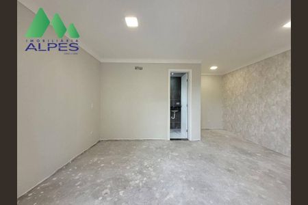 49_photo/94dcfb0b03.3f7e90f6b27133da-ATLAS-04d8ef1a-1371-46f1-b12f-ccad5356fcc1.jpg de casa à venda com 3 quartos, 139m² em Xaxim, Curitiba