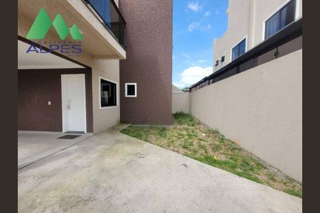 5_photo/94dcfb0b03.3f7e90f6b27133da-ATLAS-183d79c6-a44d-48ed-aff9-5db44589ba12.jpg de casa à venda com 3 quartos, 139m² em Xaxim, Curitiba