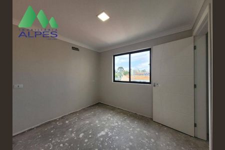 40_photo/94dcfb0b03.3f7e90f6b27133da-ATLAS-71bdb896-cf51-4a85-ae63-fe2076e9c401.jpg de casa à venda com 3 quartos, 139m² em Xaxim, Curitiba