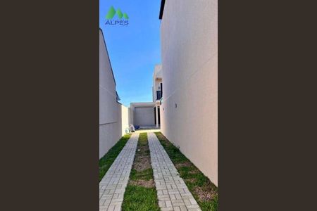 6_photo/94dcfb0b03.3f7e90f6b27133da-ATLAS-ebf25d2b-b5b5-48e0-b1cb-dc6ad972ec78.jpg de casa à venda com 3 quartos, 139m² em Xaxim, Curitiba