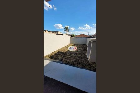 5_photo/94dcfb0b5b.94ae00d7283c9933-ATLAS-5dbdfdf8-7a0c-4061-bfdf-633d9c4ea455.jpg de casa à venda com 3 quartos, 170m² em Xaxim, Curitiba