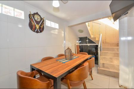 13_photo/94dcfb0bad.b932adf9b0f61844-ATLAS-6e8aeed9-c9d3-473c-bf8f-cdb10d82cae3.jpg de casa à venda com 4 quartos, 187m² em Xaxim, Curitiba