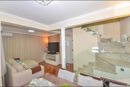 5_photo/94dcfb0bad.b932adf9b0f61844-ATLAS-efce1de6-da53-4120-a8f0-ffb8a952ee28.jpg de casa à venda com 4 quartos, 187m² em Xaxim, Curitiba