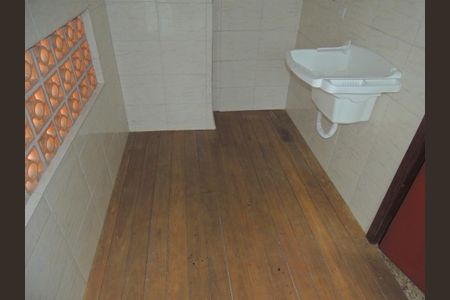 22_photo/94dcfb0bad.d7fd54e2ccfa547a-ATLAS-b5dfd1ba-ce8e-40e9-bdbe-203001123398.jpg de casa para alugar com 2 quartos, 80m² em Xaxim, Curitiba