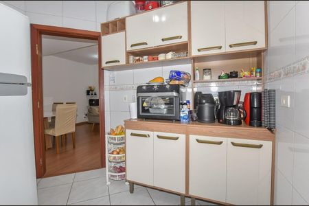 10_photo/94dcfb0bc5.210363f7da379e19-ATLAS-ec9a2db2-dd64-43ea-af26-6c6a19693289.jpg de casa à venda com 3 quartos, 130m² em Xaxim, Curitiba