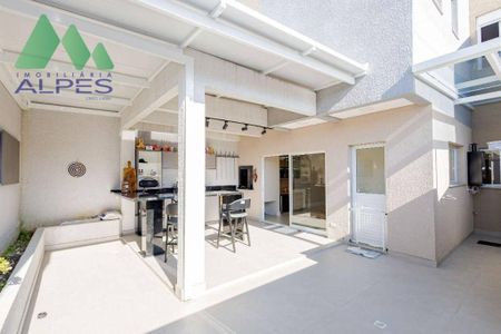 9_photo/94dcfb0c61.f13519e4b644a74d-ATLAS-9ba4f4d8-7fdf-49fc-a32e-c93a2bd65320.jpg de casa à venda com 4 quartos, 282m² em Xaxim, Curitiba