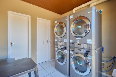 24_photo/94dcfb0c87.63b29c8303afcb05-ATLAS-dafdc5ba-7921-4595-b99c-cbeb3ce91c34.jpg de apartamento à venda com 2 quartos, 49m² em Xaxim, Curitiba