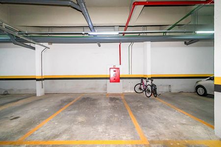 24_photo/94dcfb0c87.fcd6e517dee17966-ATLAS-e481334f-794f-4d03-af6c-c98847c4d2c4.jpg de apartamento para alugar com 3 quartos, 54m² em Xaxim, Curitiba