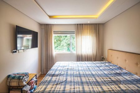 8_photo/94dcfb0c89.ea0f227da6f5dcec-ATLAS-9dc699b3-b055-4890-bd7b-1b5a50f1cfab.jpg de casa à venda com 3 quartos, 200m² em Xaxim, Curitiba