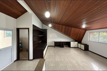 32_photo/94dcfb0cf9.e8faec82546d724f-ATLAS-d2bfc334-8b0e-4997-b6c3-bcab6131ec37.jpg de casa para alugar com 3 quartos, 240m² em Xaxim, Curitiba