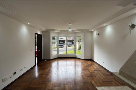 6_photo/94dcfb0cf9.e8faec82546d724f-ATLAS-db6663a8-43b1-4679-8a0a-2344c415cd81.jpg de casa para alugar com 3 quartos, 240m² em Xaxim, Curitiba