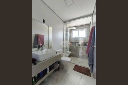 8_photo/94dcfb0d0b.7e2ea02b9085bf9d-ATLAS-cf5c89ef-5b68-4ecd-b823-e28c6546ad1c.jpg de casa à venda com 4 quartos, 312m² em Xaxim, Curitiba