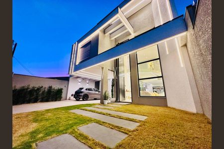 12_photo/94dcfb0d3f.ead381bccf4bf452-ATLAS-118ea197-bd01-4a7d-aab5-10f25fd9d731.jpg de casa à venda com 4 quartos, 346m² em Xaxim, Curitiba