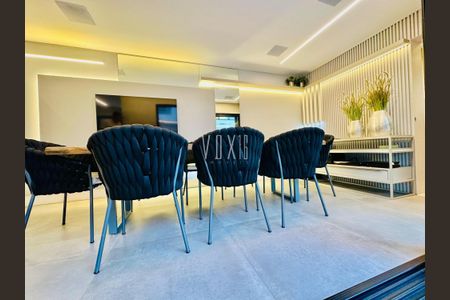 11_photo/94dcfb0d3f.ead381bccf4bf452-ATLAS-2b0aea05-aae6-47ee-93de-0d374da4e182.jpg de casa à venda com 4 quartos, 346m² em Xaxim, Curitiba