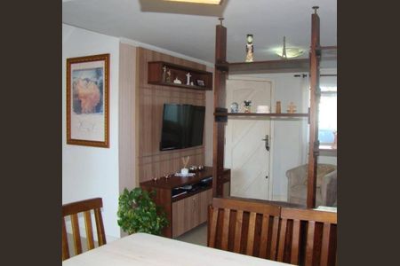 11_photo/94dcfb0d45.79518a11401aeb31-ATLAS-794a2f90-b2f9-4a44-a8a3-1f638ec944cc.jpg de casa de condomínio à venda com 3 quartos, 150m² em Xaxim, Curitiba