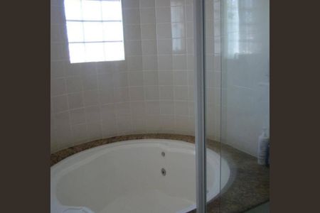 3_photo/94dcfb0d45.79518a11401aeb31-ATLAS-d21de62d-3ac3-4c47-9f36-e1b496f065da.jpg de casa de condomínio à venda com 3 quartos, 150m² em Xaxim, Curitiba