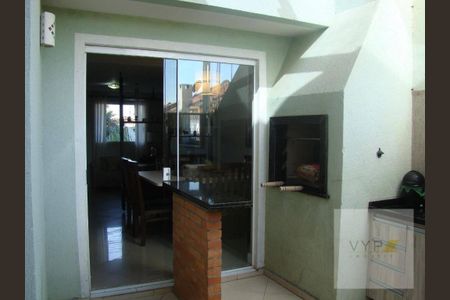 7_photo/94dcfb0d45.f07d3ebcfc757d18-ATLAS-1b92a325-46dd-493f-bdd8-9e6891eeff89.jpg de casa à venda com 3 quartos, 150m² em Xaxim, Curitiba