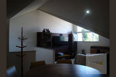 5_photo/94dcfb0d45.f07d3ebcfc757d18-ATLAS-8cb3518b-5d61-470d-9cdf-b5cdf655b958.jpg de casa à venda com 3 quartos, 150m² em Xaxim, Curitiba