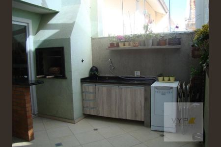 5_photo/94dcfb0d45.f07d3ebcfc757d18-ATLAS-c13dd652-eb08-4ec6-83ff-6f4b991d9741.jpg de casa à venda com 3 quartos, 150m² em Xaxim, Curitiba