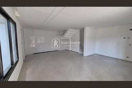 3_photo/94dcfb0d9f.e5c1dbf3952ec410-ATLAS-676a7d56-e907-4e9b-a806-8bb2760f9fbb.jpg de casa à venda com 3 quartos, 150m² em Xaxim, Curitiba