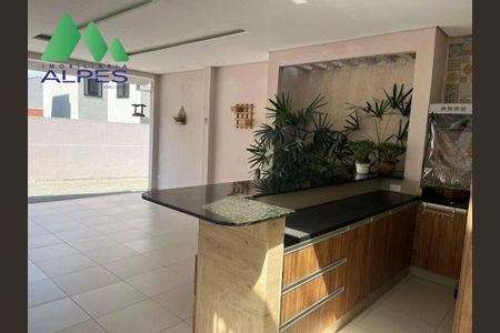 10_photo/94dcfb0edd.ec45c5915be217bb-ATLAS-d5d84154-e353-4c98-a4f0-8e017feca66e.jpg de casa à venda com 3 quartos, 98m² em Xaxim, Curitiba