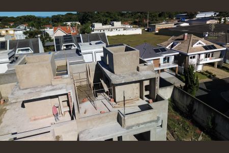 10_photo/94dcfb10ad.297a74044b50ef1f-ATLAS-1b9e7b1f-5aee-4b83-b3ba-8b9463d7fd86.jpg de casa à venda com 4 quartos, 182m² em Xaxim, Curitiba