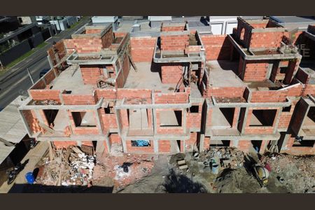 8_photo/94dcfb10ad.297a74044b50ef1f-ATLAS-271f54a6-5120-42e2-b4d0-b13a0e8199a1.jpg de casa à venda com 4 quartos, 182m² em Xaxim, Curitiba