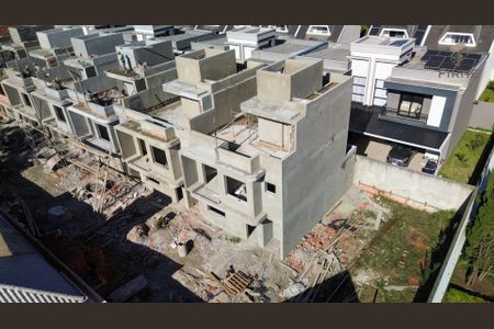 7_photo/94dcfb10ad.297a74044b50ef1f-ATLAS-2ec3e2d8-4e64-42a5-86b3-0f4a9d6a1eb9.jpg de casa à venda com 4 quartos, 182m² em Xaxim, Curitiba