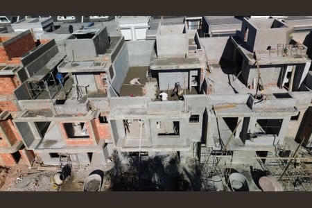 9_photo/94dcfb10ad.297a74044b50ef1f-ATLAS-56de7ffb-9a40-42bb-8e21-bb34b50c85fe.jpg de casa à venda com 4 quartos, 182m² em Xaxim, Curitiba