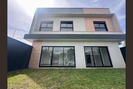 5_photo/94dcfb1131.c06c3c5dbfc3661b-ATLAS-2f1a3a1f-460c-41d5-b3af-7824ef0c8ee4.jpg de casa à venda com 3 quartos, 132m² em Xaxim, Curitiba