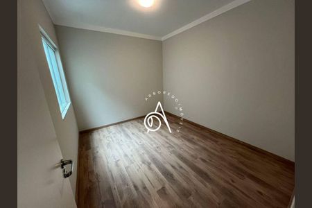 6_photo/94dcfb113b.a9ad82c0a29b9a19-ATLAS-5d0baf93-9fb3-4bcd-868a-2beabf9e5cac.jpg de casa à venda com 4 quartos, 135m² em Xaxim, Curitiba