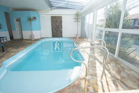 21_photo/94dcfb124d.32a8019b0364636a-ATLAS-e1e3f853-da85-4f1a-a51d-234ef62e9b09.jpg de casa à venda com 3 quartos, 115m² em Xaxim, Curitiba