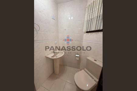 5_photo/94dcfb124f.9123c568bd58cdfc-ATLAS-17cd34f4-9aa0-4cf0-bdbb-9de8e7c56541.jpg de casa à venda com 4 quartos, 175m² em Xaxim, Curitiba