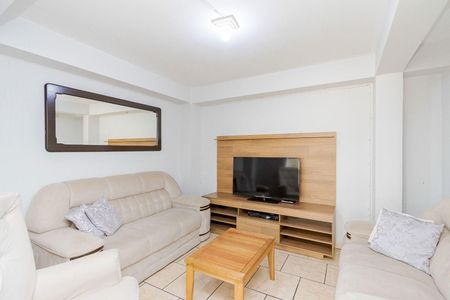 6_photo/94dcfb125b.07fb07773285f6be-ATLAS-366477c4-4a95-4e50-ade2-ef4c56cc21b0.jpg de casa à venda com 4 quartos, 198m² em Xaxim, Curitiba