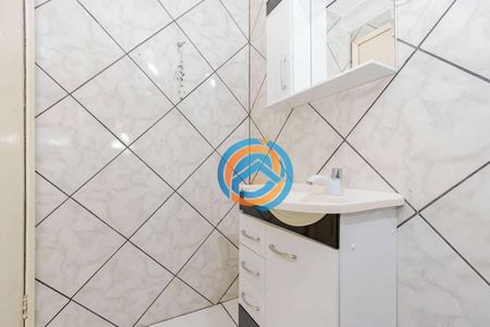 2_photo/94dcfb125b.3ff9fcb348647828-ATLAS-aae3b5a9-fb31-43b9-b3f2-c2c20488873b.jpg de casa à venda com 4 quartos, 198m² em Xaxim, Curitiba