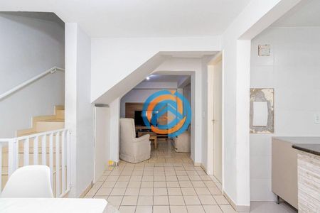 4_photo/94dcfb125b.3ff9fcb348647828-ATLAS-ffeed22f-c854-4886-975e-234d4bbc9f8c.jpg de casa à venda com 4 quartos, 198m² em Xaxim, Curitiba