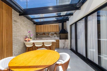 3_photo/94dcfb125b.4b1992a7ab35c141-ATLAS-6fc86786-d29d-4a38-bca3-4db87154de9f.jpg de casa à venda com 0 quarto, 156m² em Xaxim, Curitiba