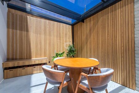 4_photo/94dcfb125b.4b1992a7ab35c141-ATLAS-b044be49-8079-4a48-9a9e-35a8dde2899e.jpg de casa à venda com 0 quarto, 156m² em Xaxim, Curitiba