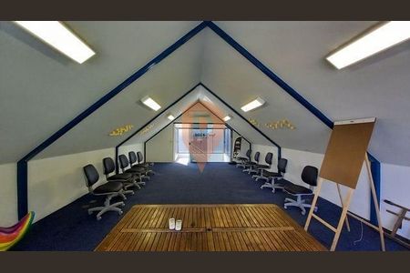 2_photo/94dcfb1269.cdc422f0f5acc07d-ATLAS-2575e302-c35c-4e7f-8e30-478c33b0a013.jpg de casa à venda com 4 quartos, 440m² em Xaxim, Curitiba